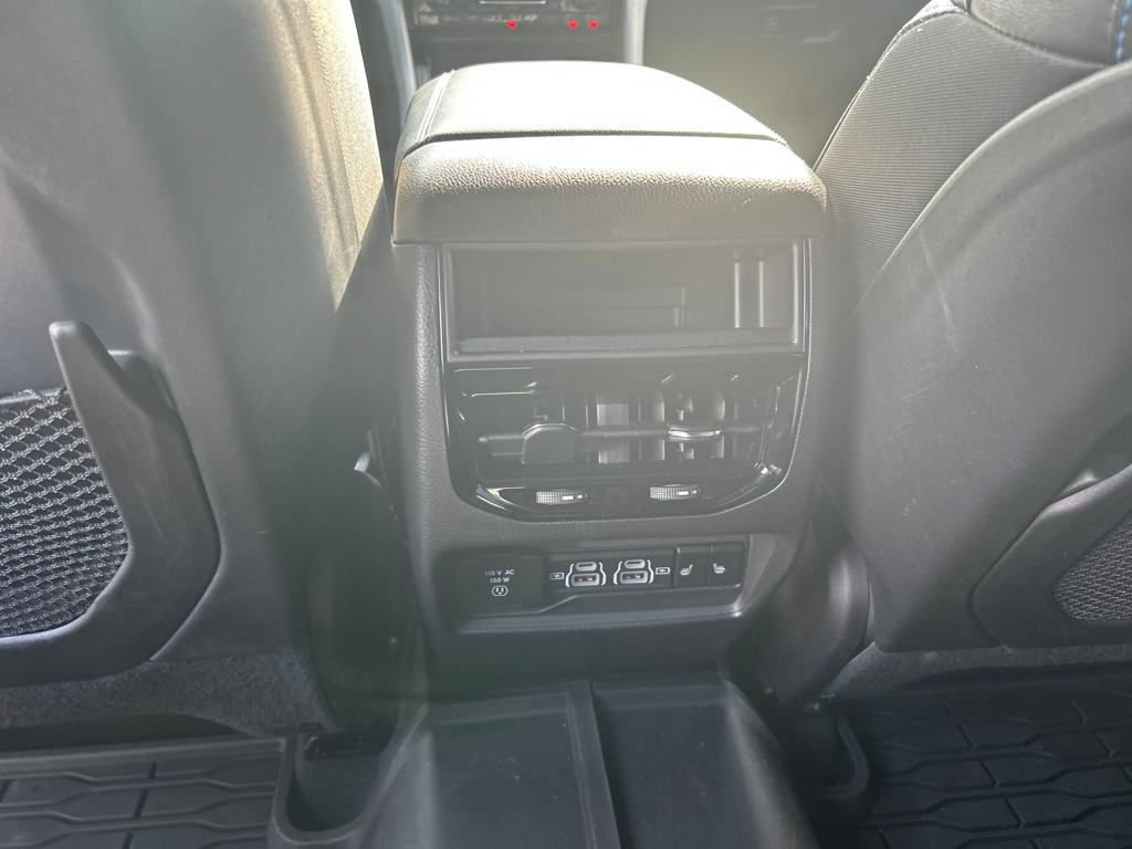 New 2024 Jeep Grand Cherokee Trailhawk w/ Luxury Tech Group III AWD/4WD image 20