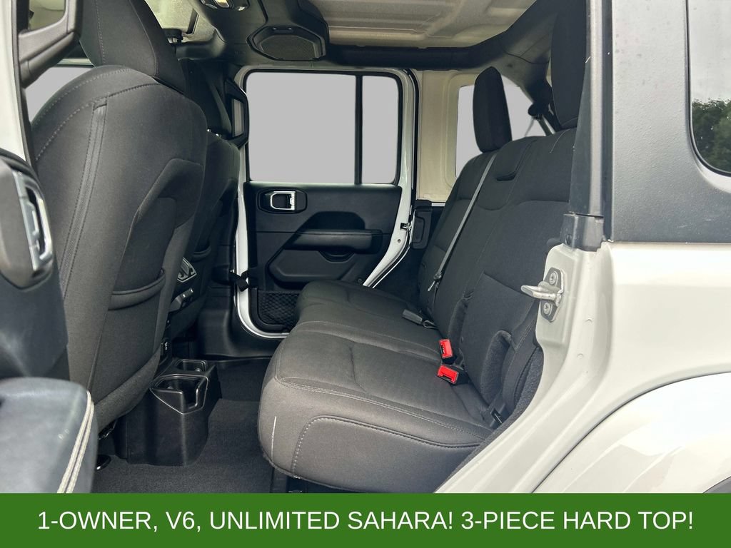Used 2018 Jeep Wrangler Unlimited Sahara AWD/4WD image 15