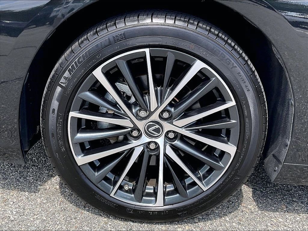 Used 2024 Lexus ES 350 w/ Premium Package FWD image 6