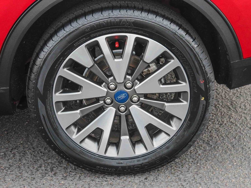 Used 2020 Ford Escape Titanium image 7