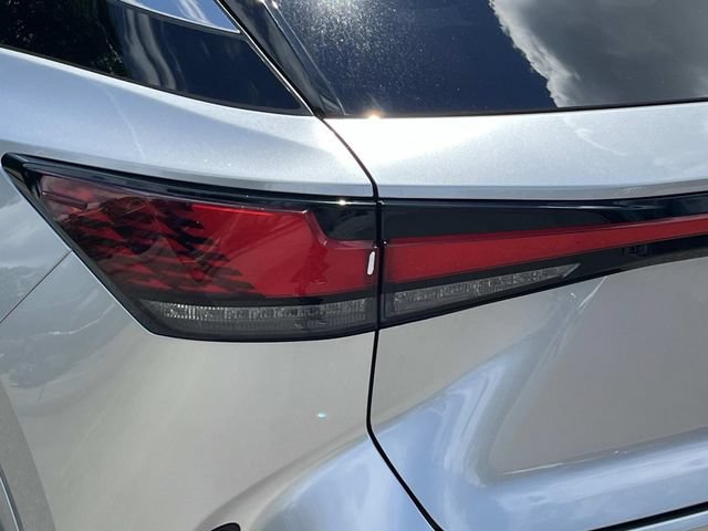 Used 2023 Lexus RX 350 FWD w/ Cold Area Package image 10