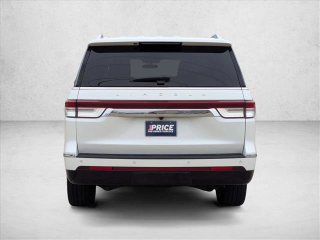 Used 2024 Lincoln Navigator L Reserve image 6