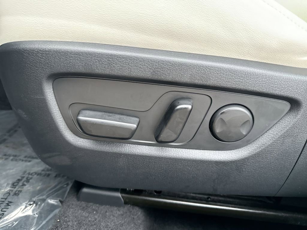 Used 2023 MAZDA CX-30 2.5 Turbo w/ Premium Package image 14