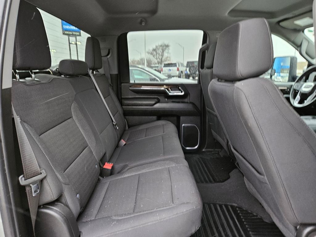 Used 2024 GMC Sierra 3500 SLE image 33