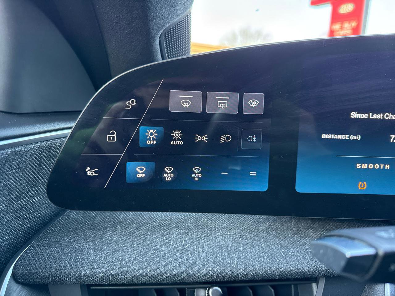 Used 2024 Lucid Air Touring image 47