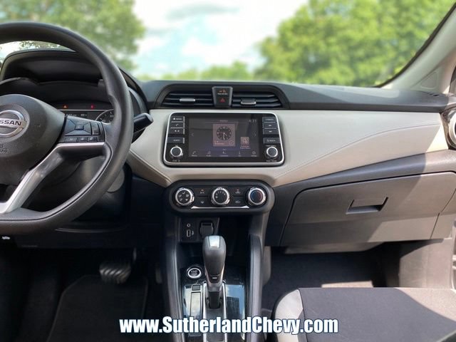 Used 2021 Nissan Versa SV FWD image 22