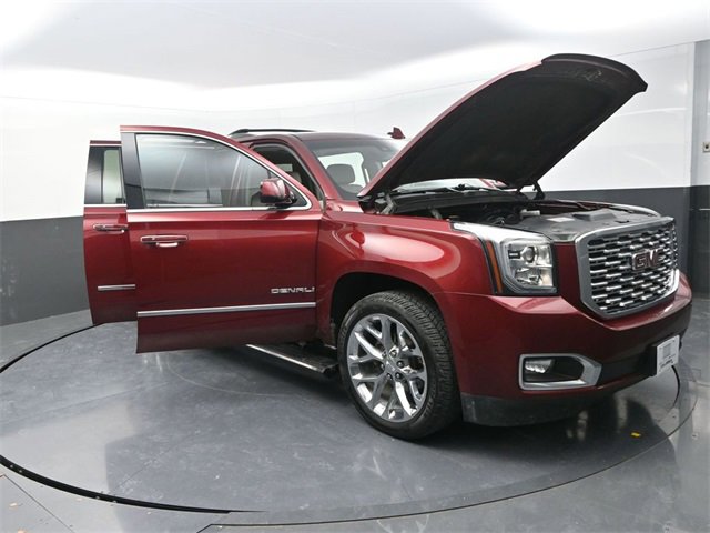Used 2020 GMC Yukon XL Denali w/ Denali Ultimate Package image 25
