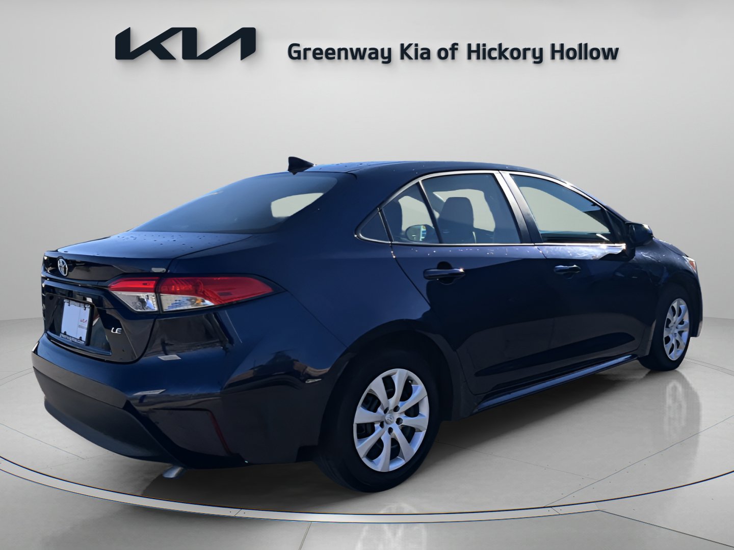 Used 2023 Toyota Corolla LE image 7