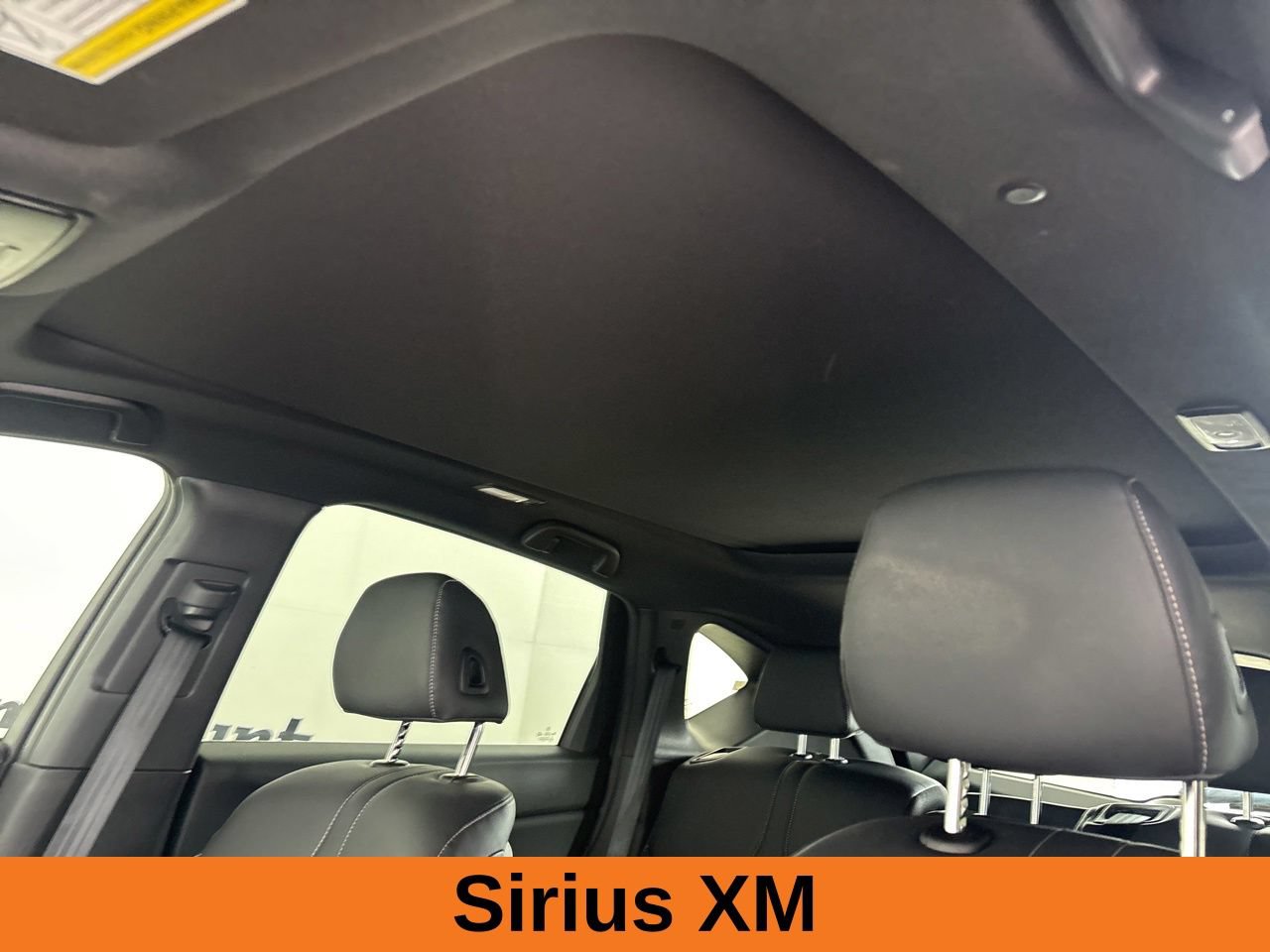 Used 2025 Acura RDX SH-AWD image 11