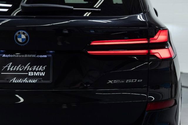 New 2026 BMW X5 xDrive50e w/ Executive Package image 11