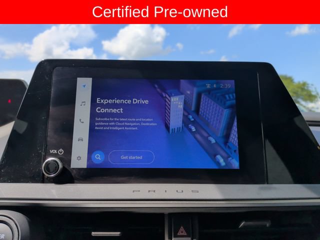 Certified 2025 Toyota Prius LE FWD image 17