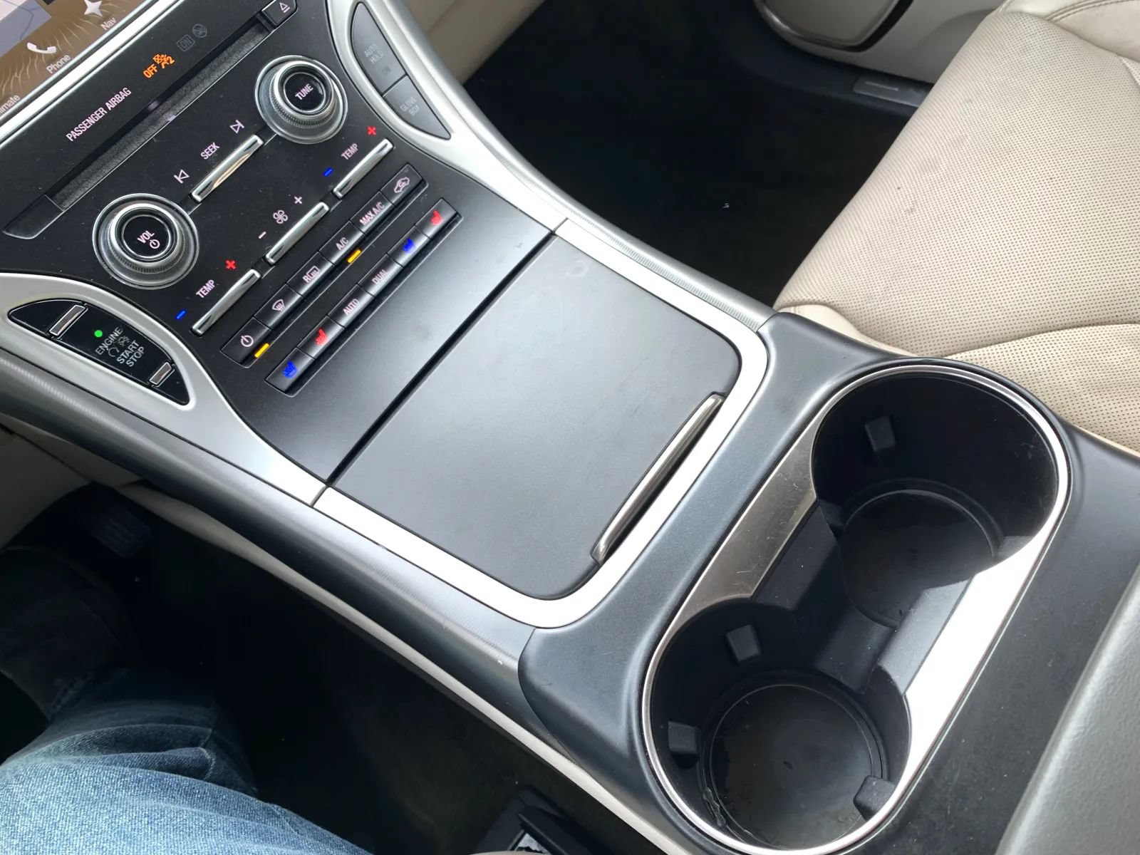 Used 2018 Lincoln MKX Reserve w/ Driver Assistance Package FWD image 15