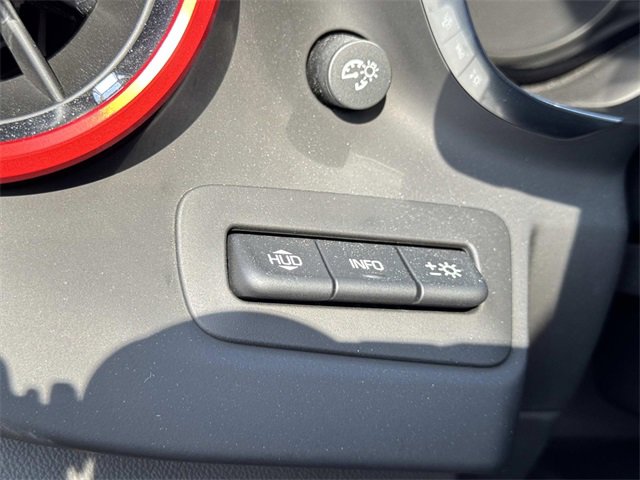 Used 2021 Chevrolet Camaro ZL1 image 22