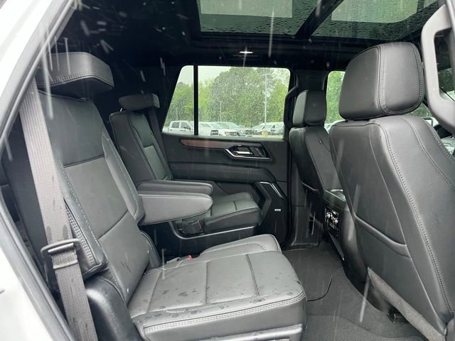 Used 2025 GMC Yukon Denali w/ Sun & Power Step Package AWD/4WD image 10