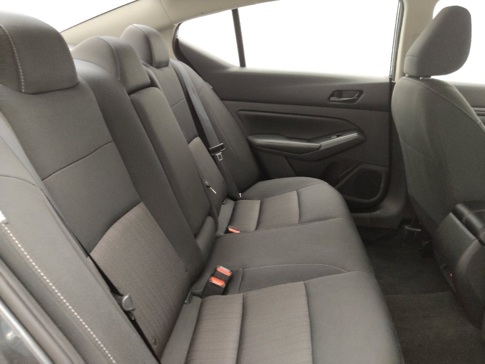 Used 2024 Nissan Altima 2.5 SV image 19