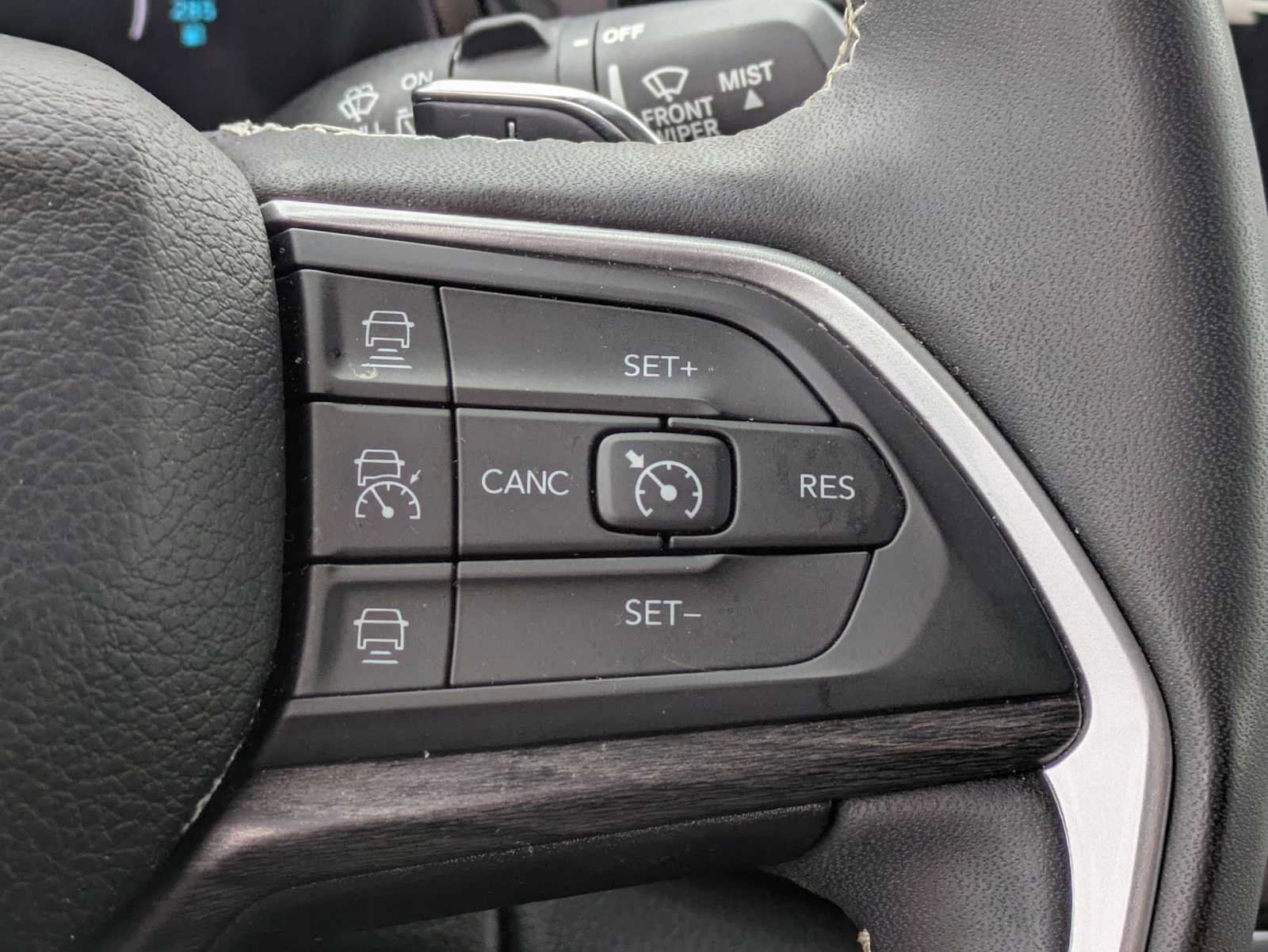 Used 2024 Jeep Grand Cherokee Limited 4xe image 25