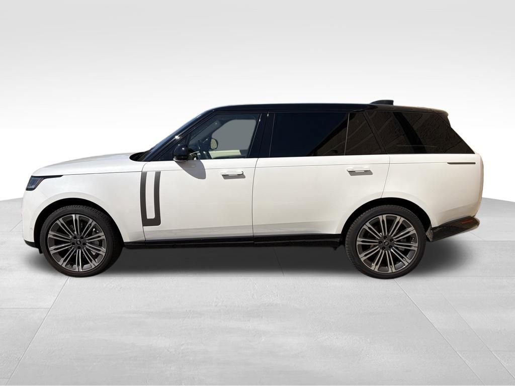 Certified 2023 Land Rover Range Rover Long Wheelbase SE AWD/4WD image 4