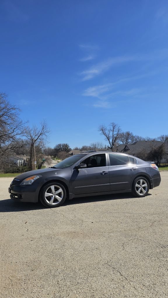 Used 2008 Nissan Altima 3.5 SE w/ Sport Pkg