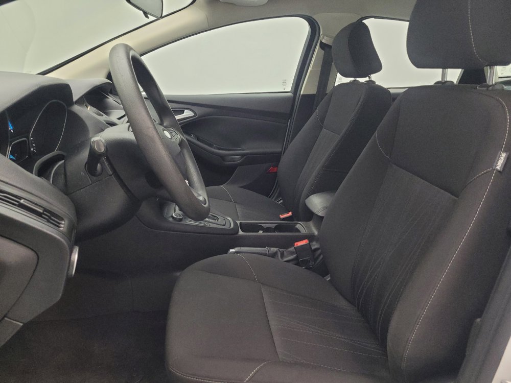 Used 2017 Ford Focus SE FWD image 17