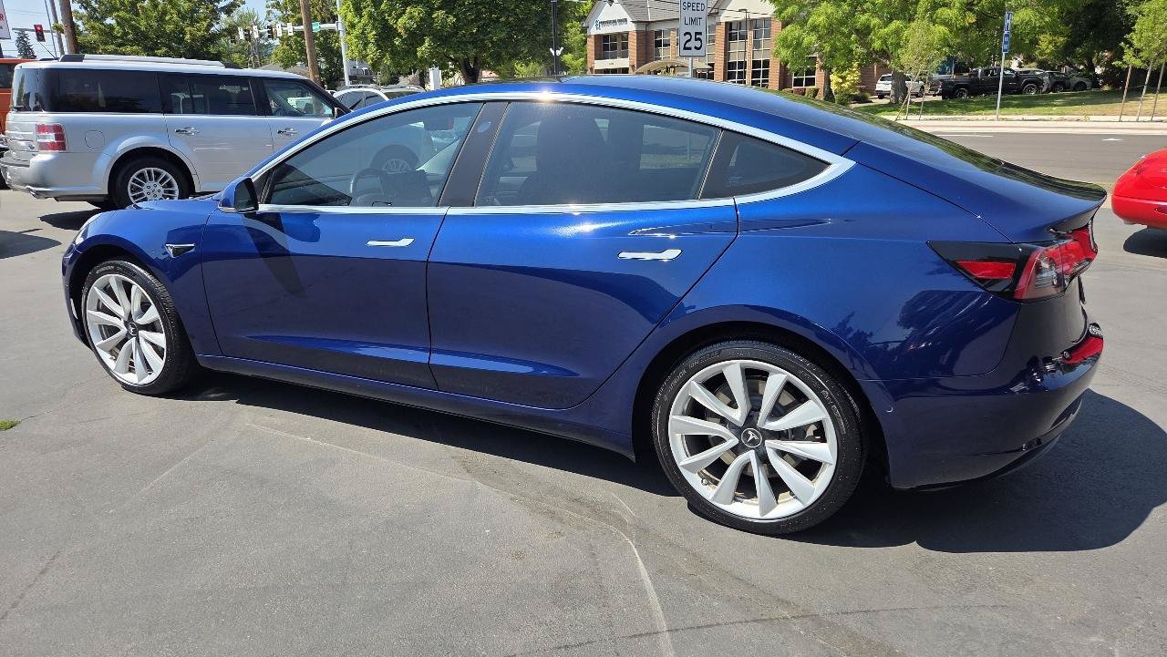 Used 2018 Tesla Model 3 Long Range RWD image 12