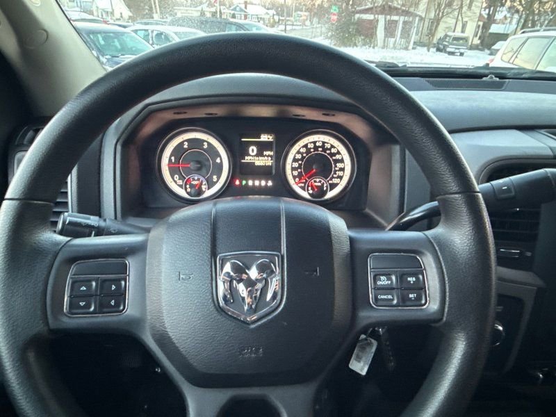 Used 2014 RAM 2500 Tradesman image 22