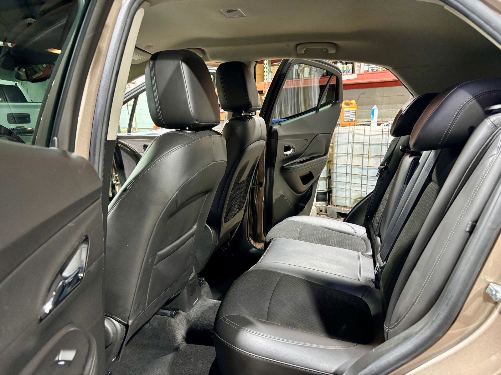 Used 2018 Buick Encore Preferred AWD/4WD image 17