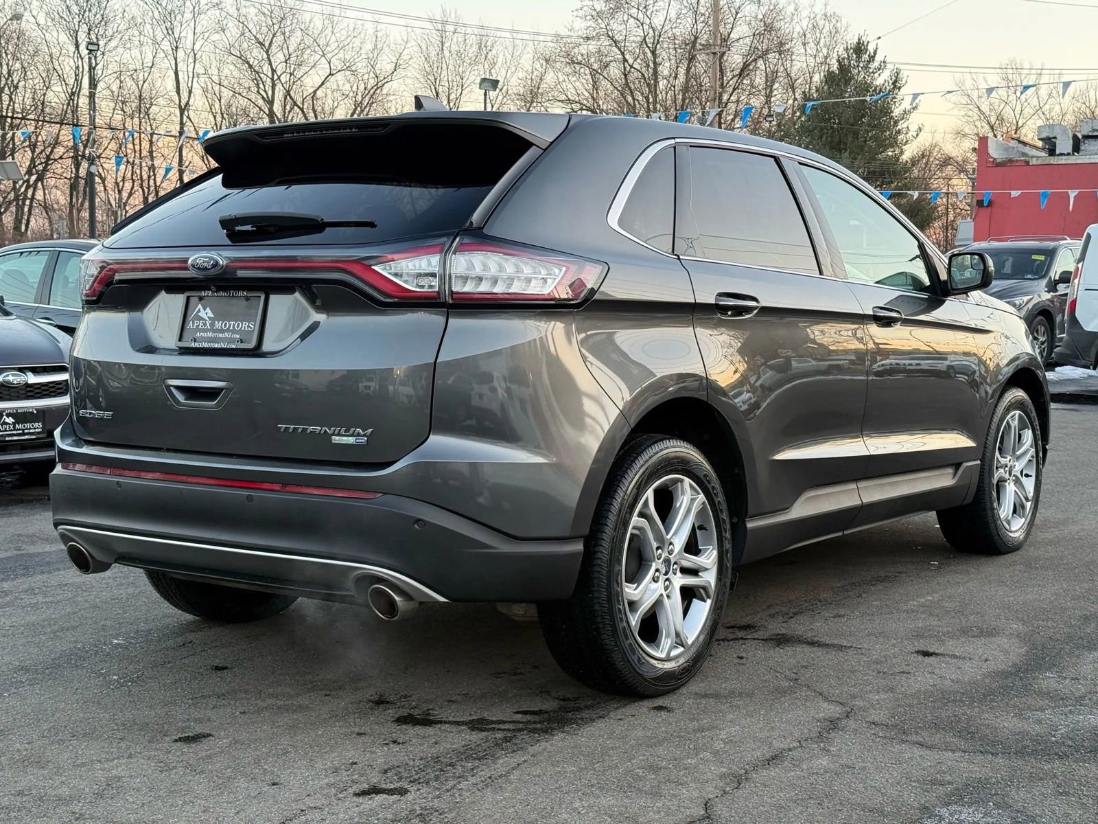 Used 2015 Ford Edge Titanium image 13