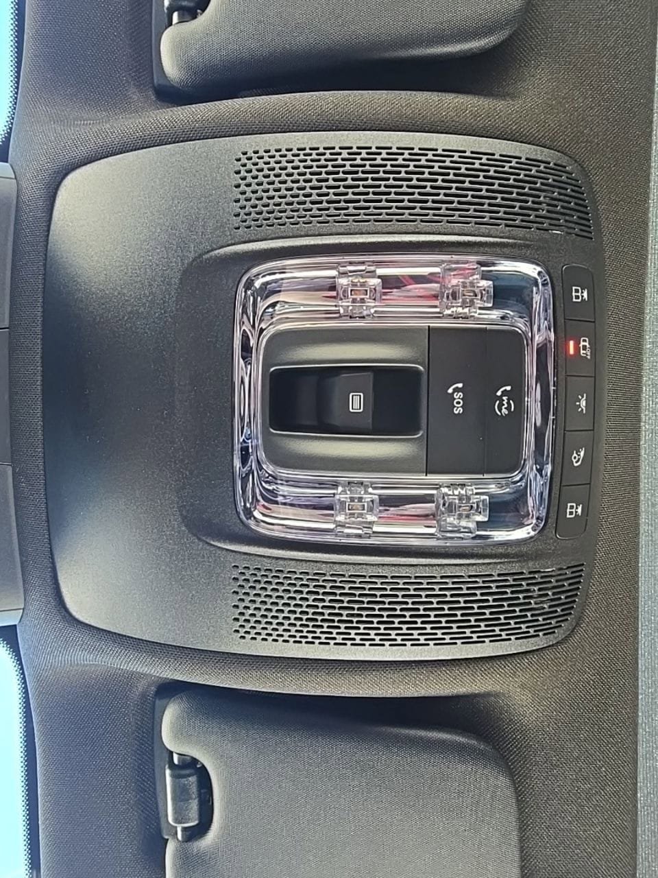 New 2026 Mercedes-Benz GLB 250 4MATIC image 27