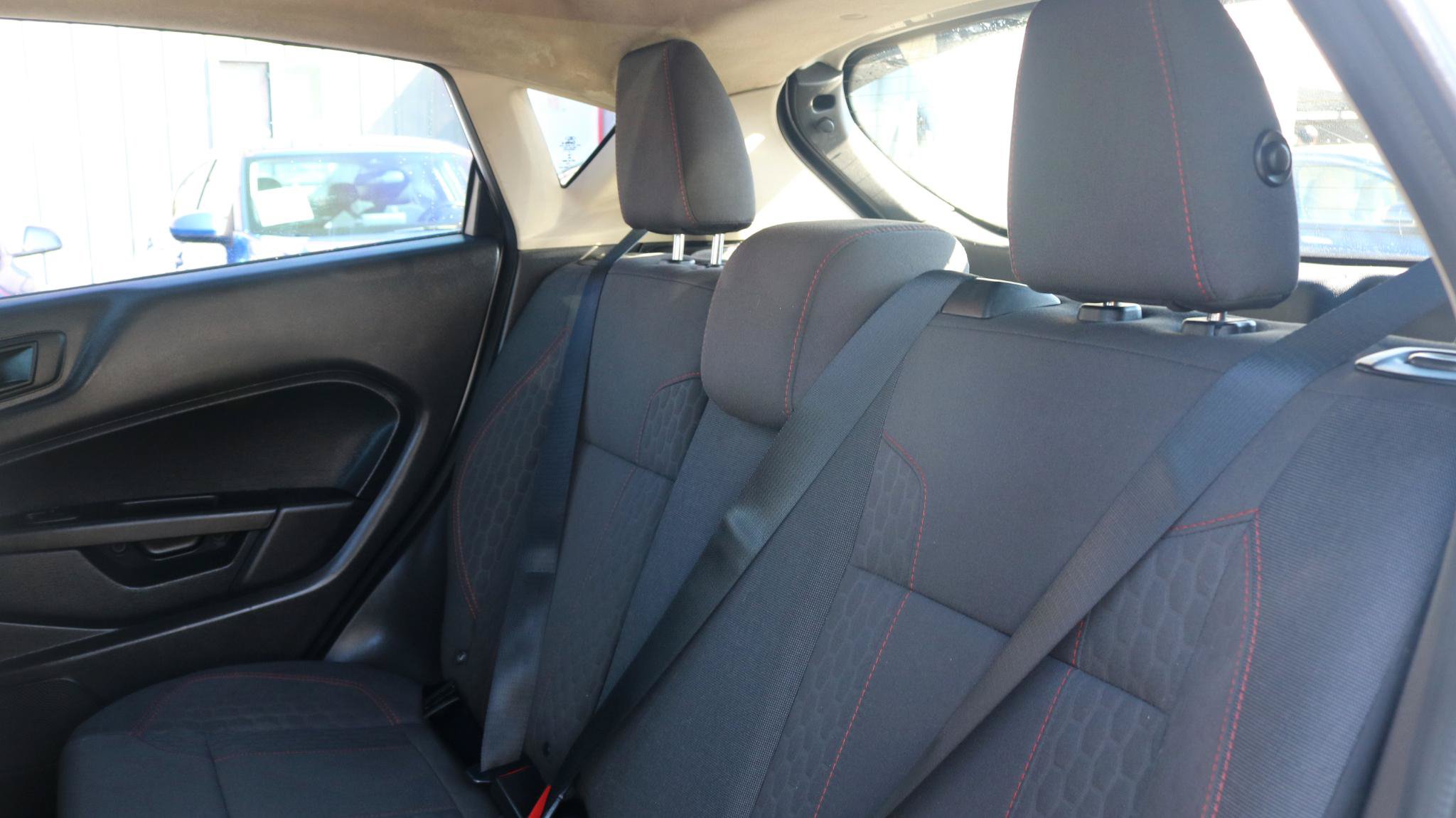 Used 2019 Ford Fiesta ST-Line FWD image 17