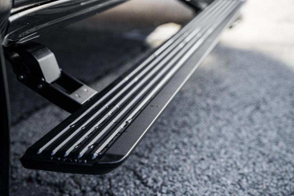 Used 2023 RAM 1500 Limited image 27