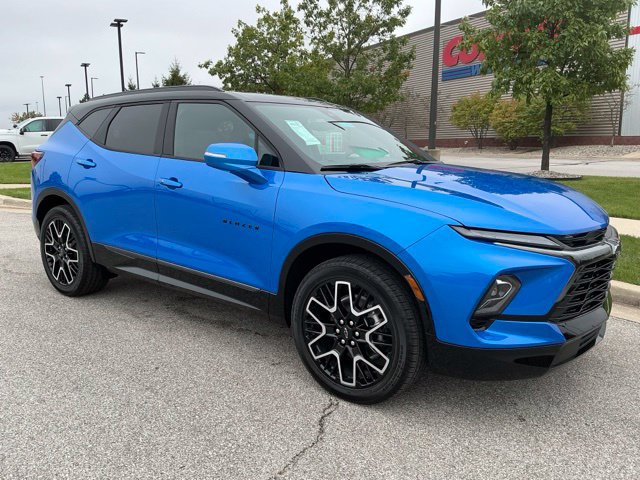 New 2026 Chevrolet Blazer RS w/ Driver Confidence II Package AWD/4WD image 2
