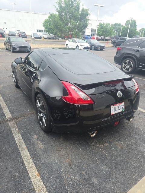 Used 2014 Nissan 370Z Coupe w/ Sport Package RWD image 8