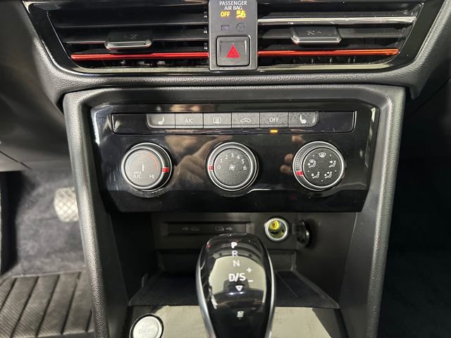 Used 2023 Volkswagen Taos SE image 23