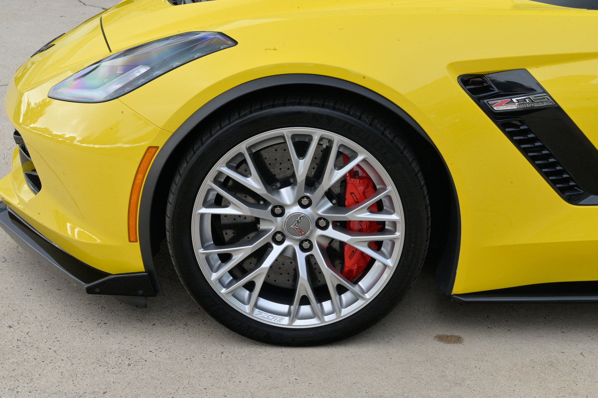 Used 2017 Chevrolet Corvette Z06 image 9