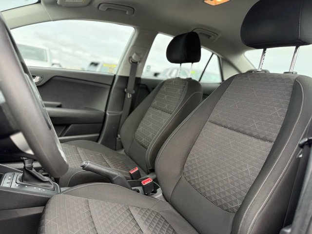 Used 2021 Kia Rio LX image 16