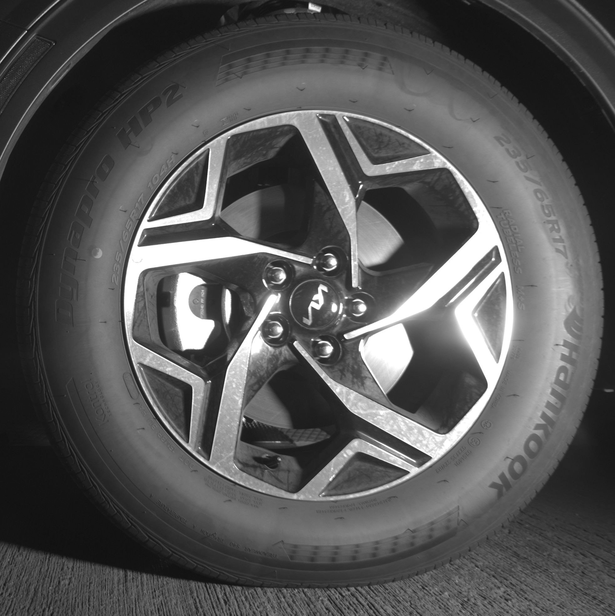 Used 2025 Kia Sportage LX image 12