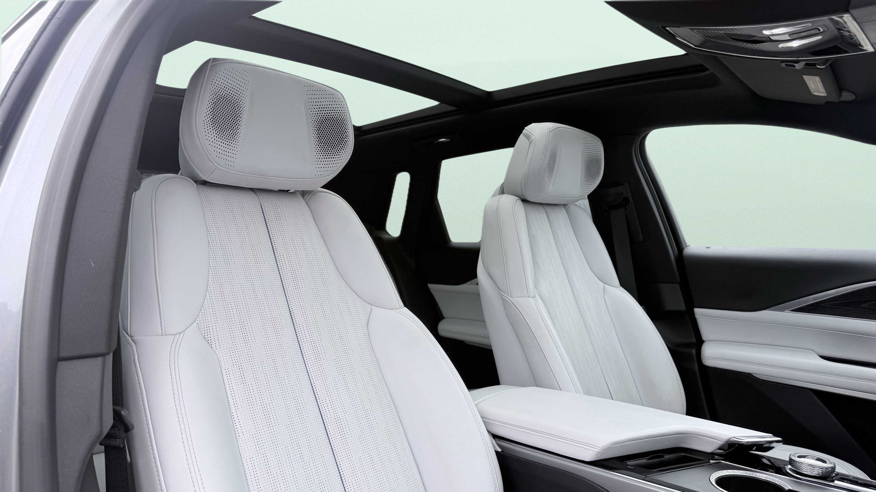 Used 2024 Cadillac Lyriq Luxury image 47