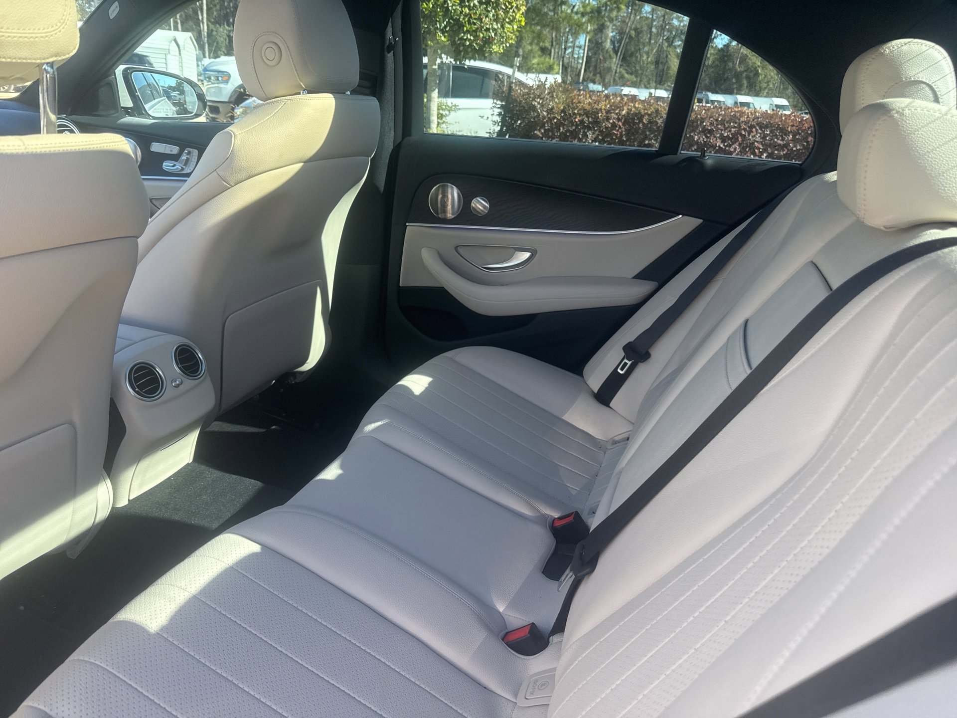 Certified 2022 Mercedes-Benz E 350 Sedan image 10