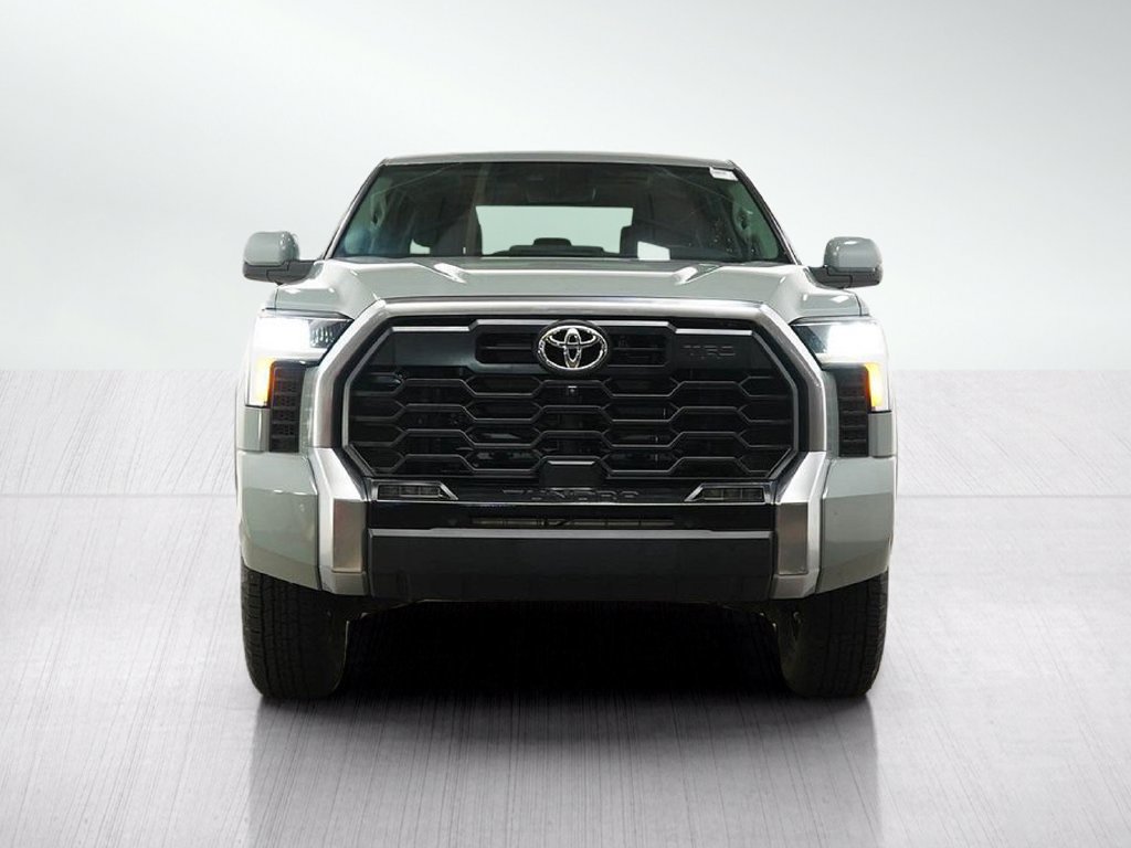 Used 2022 Toyota Tundra Limited AWD/4WD image 8