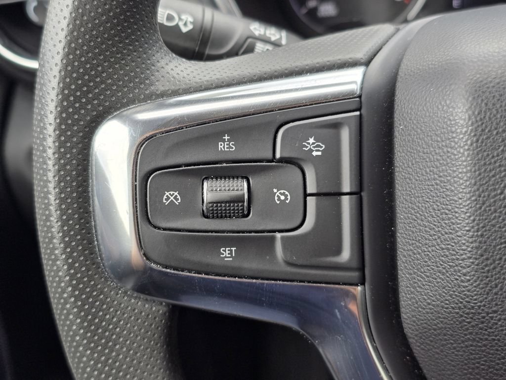 Used 2024 Chevrolet Blazer LT w/ Convenience Package FWD image 32