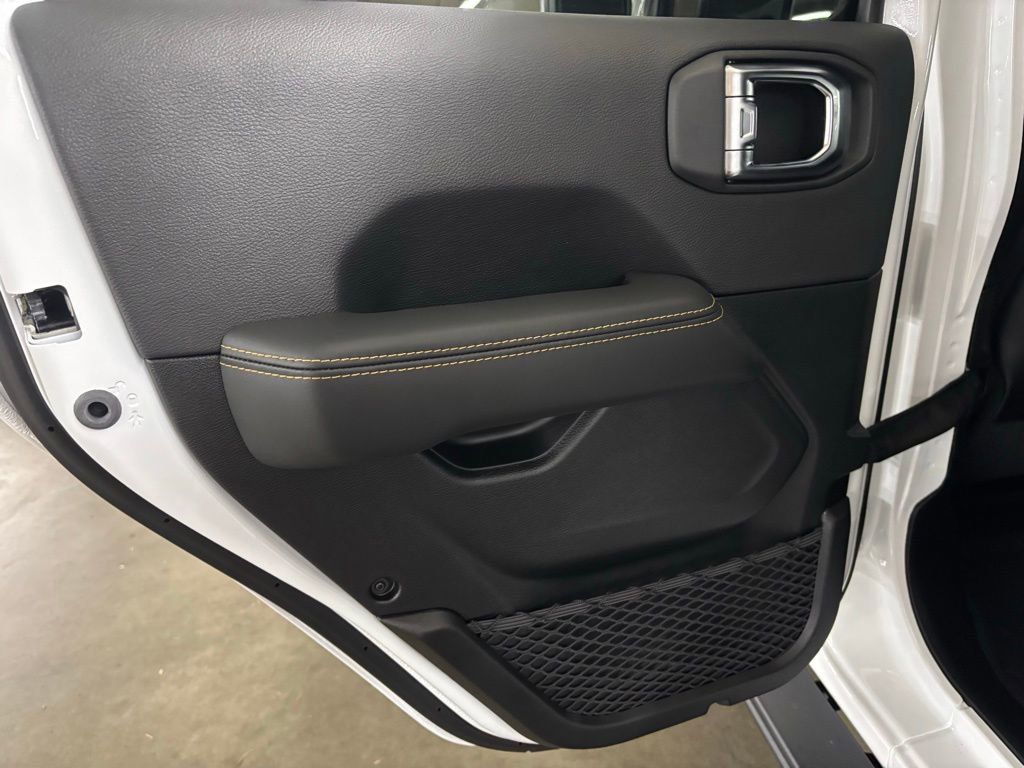 New 2025 Jeep Wrangler Unlimited Rubicon 392 image 11