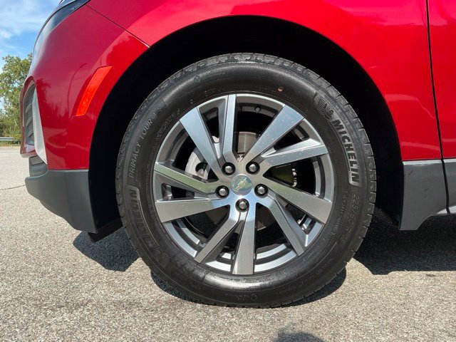 Used 2023 Chevrolet Equinox LT FWD image 14