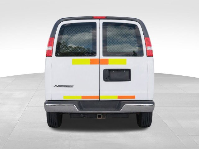 Used 2014 Chevrolet Express 2500 RWD image 4