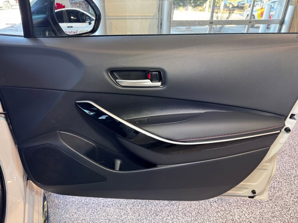 Used 2026 Toyota Corolla XSE FWD image 46