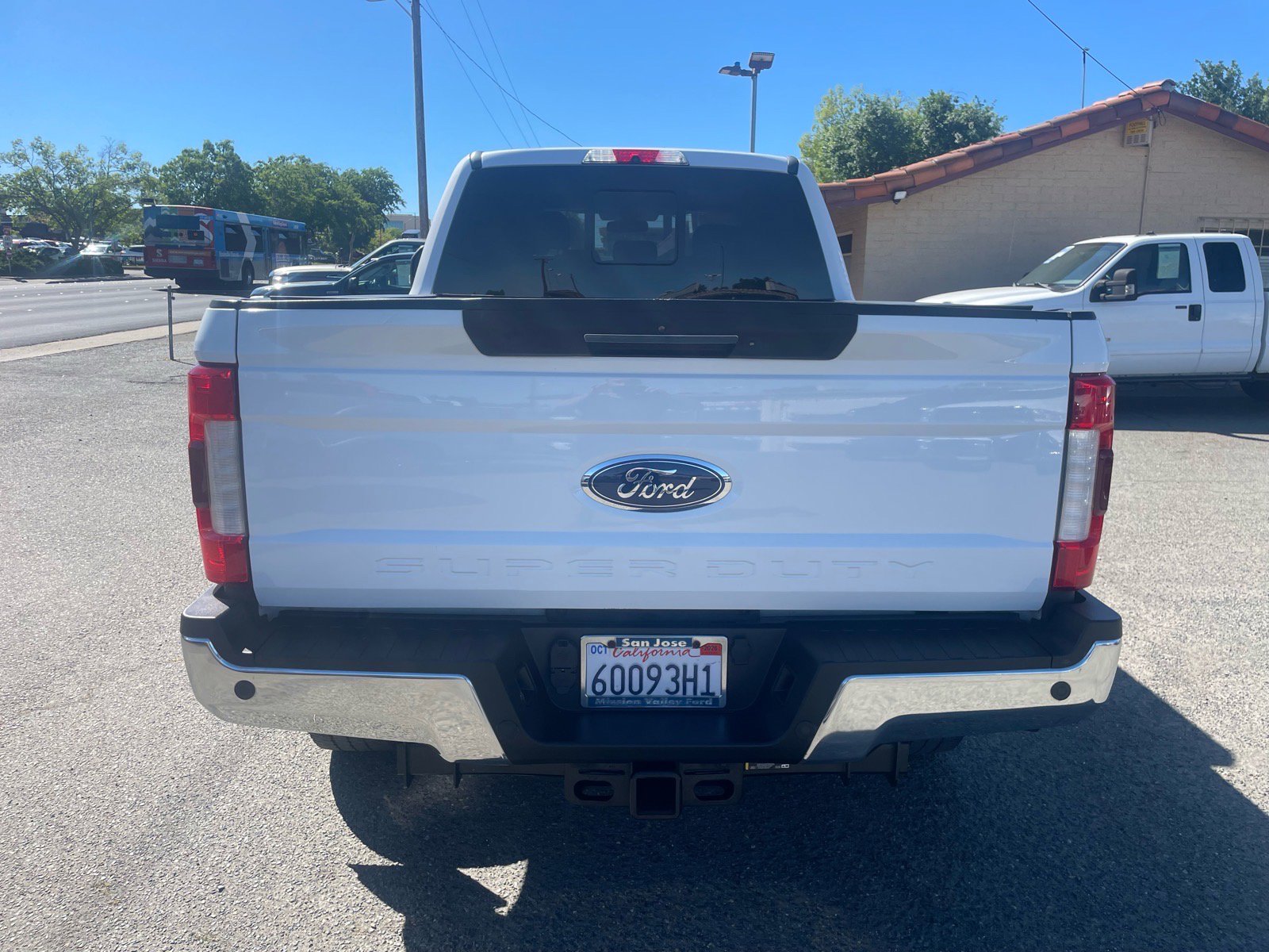 Used 2017 Ford F250 Lariat w/ Lariat Ultimate Package image 9