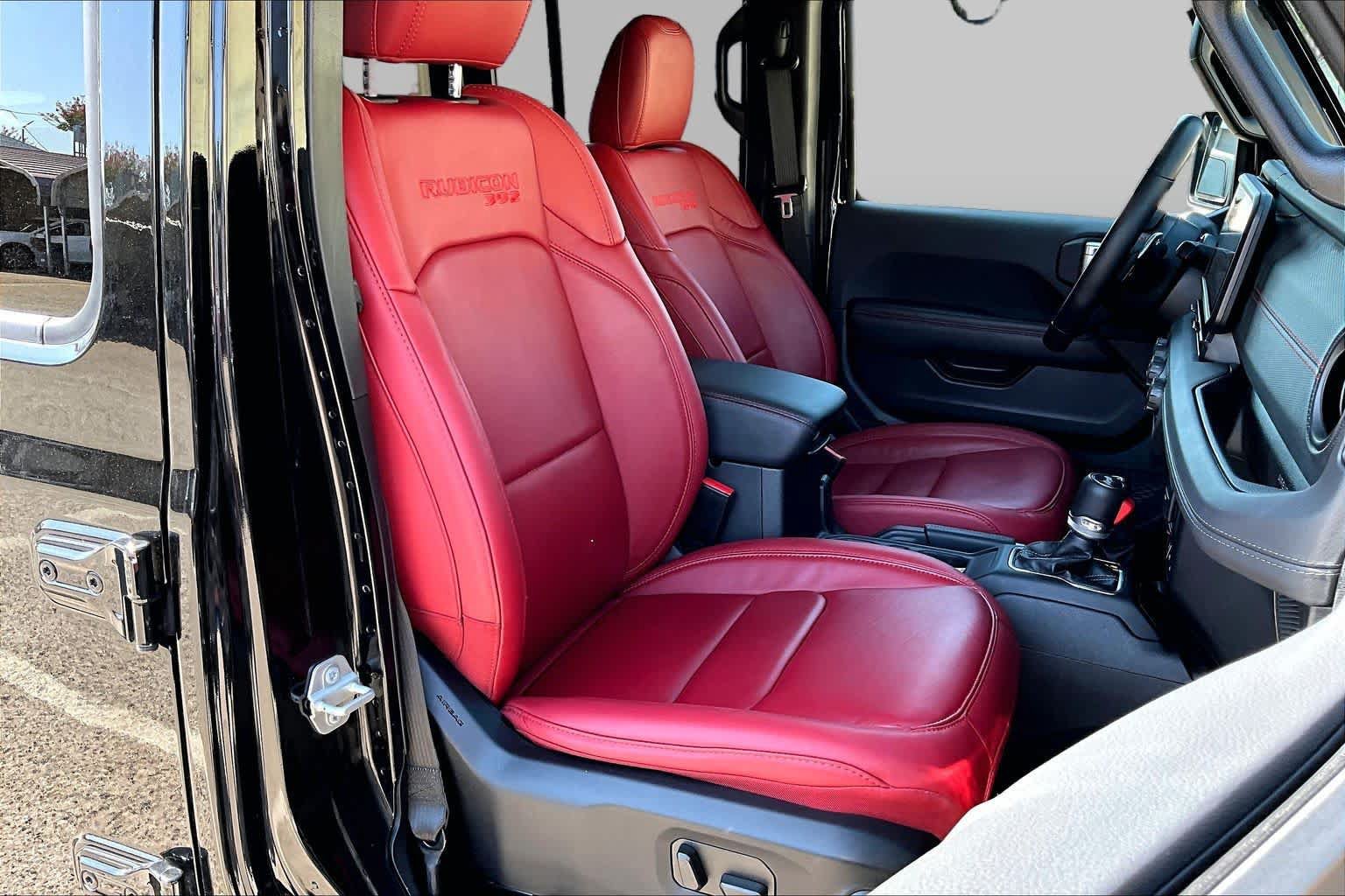 Used 2024 Jeep Wrangler Unlimited Rubicon 392 AWD/4WD image 9