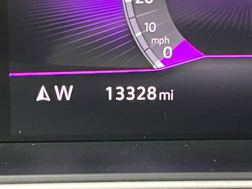 Certified 2024 Volkswagen Tiguan SE R-Line FWD image 23