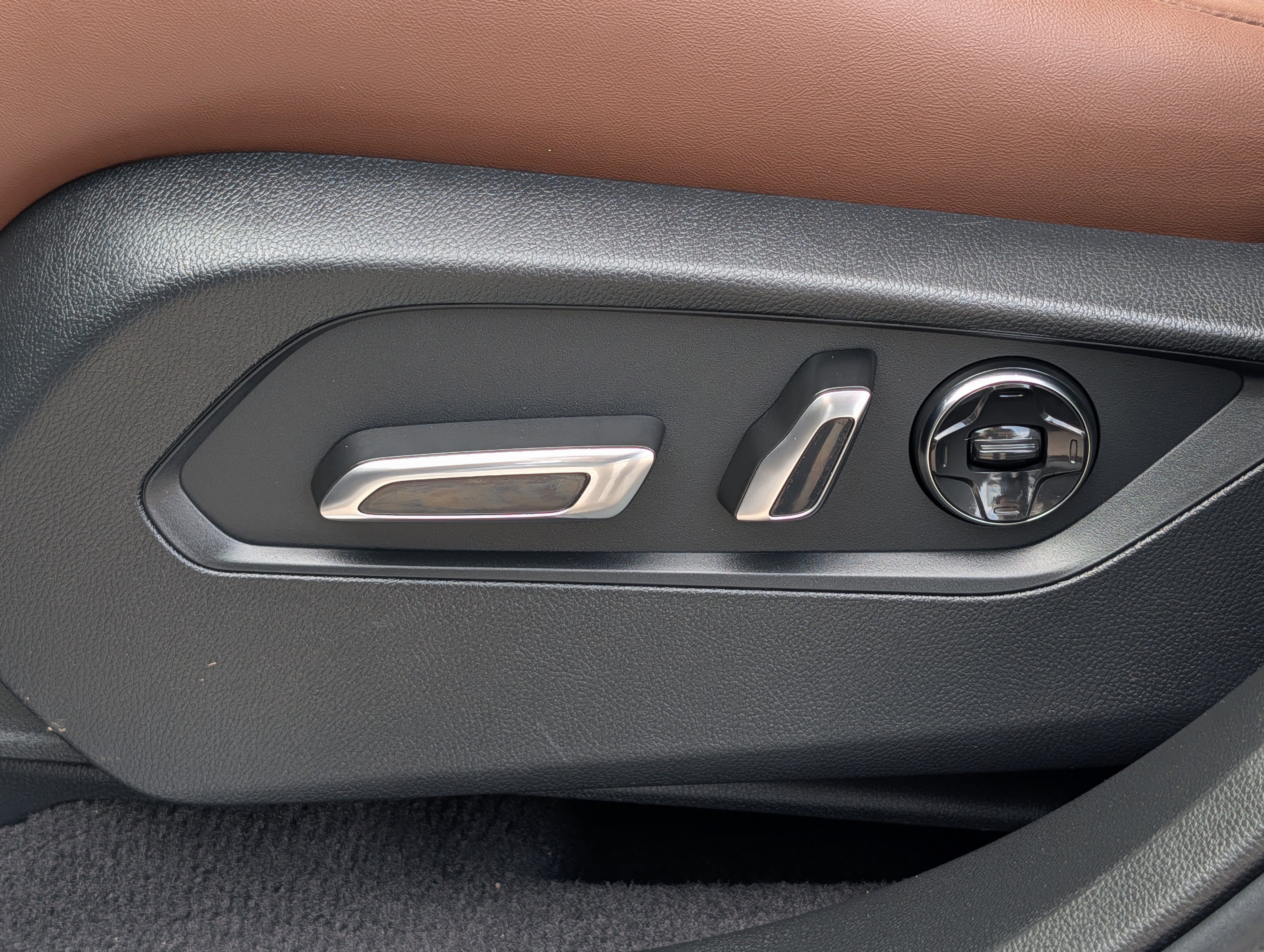 Certified 2024 Acura RDX w/Advance Package image 20