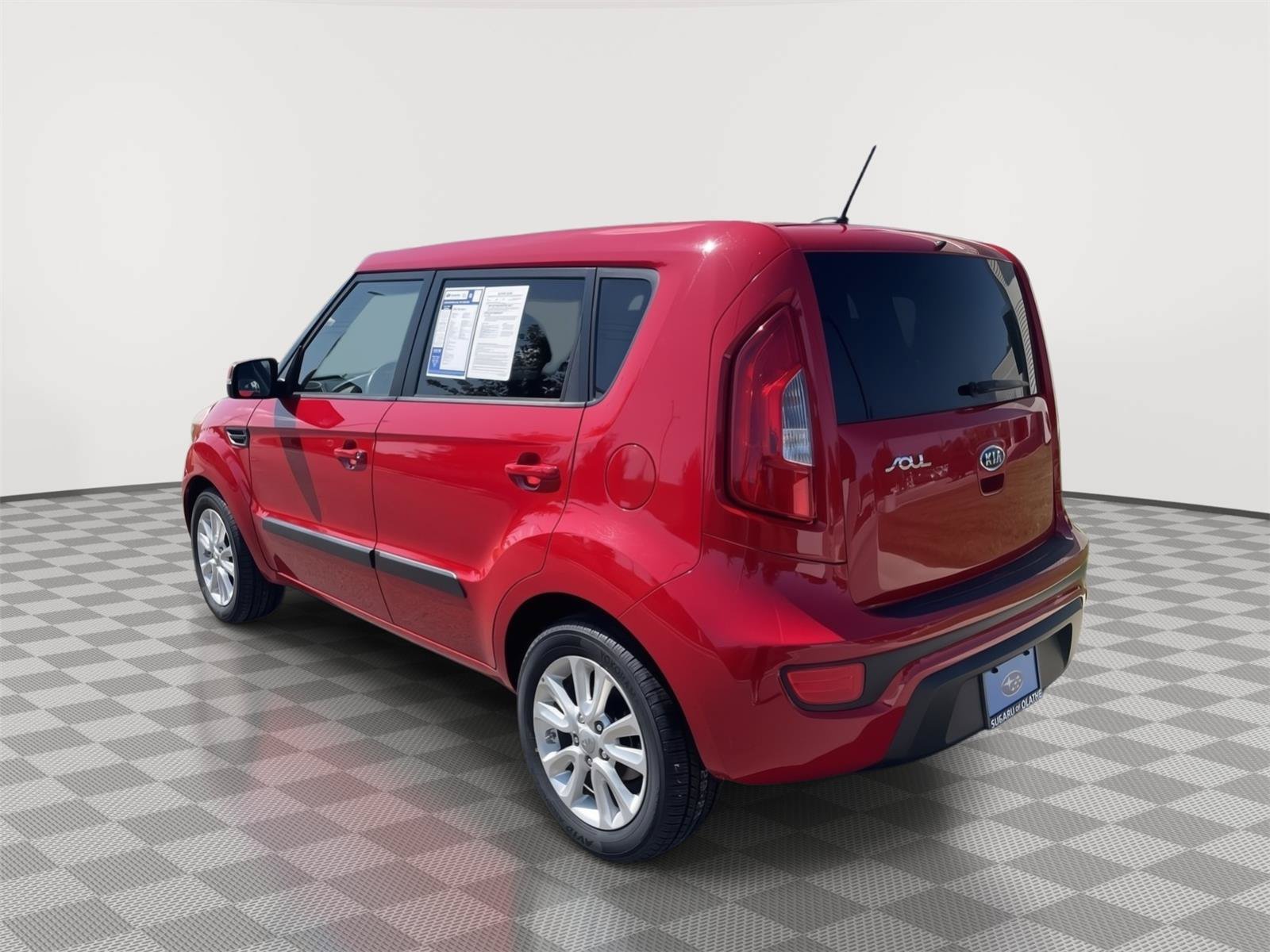 Used 2012 Kia Soul + FWD image 25