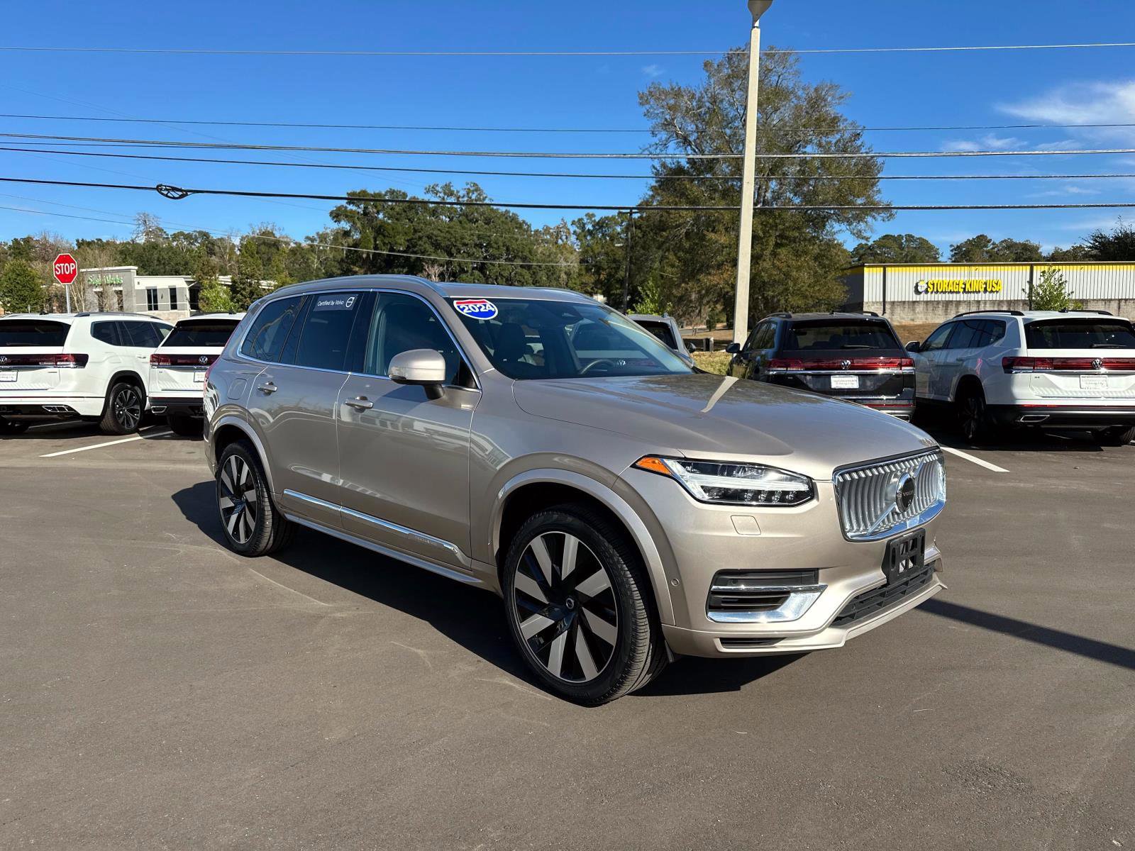 Certified 2024 Volvo XC90 T8 Plus w/ Protection Package Premier image 7